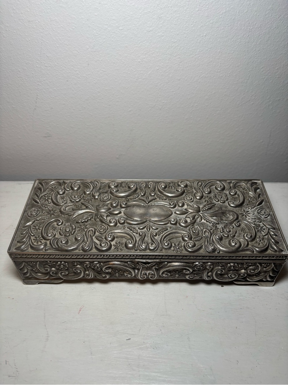 Vintage 1992 Godinger Silver Art Co. Silver-Plated Jewelry Box.